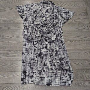 Beautiful dress by Wayne Cooper ??